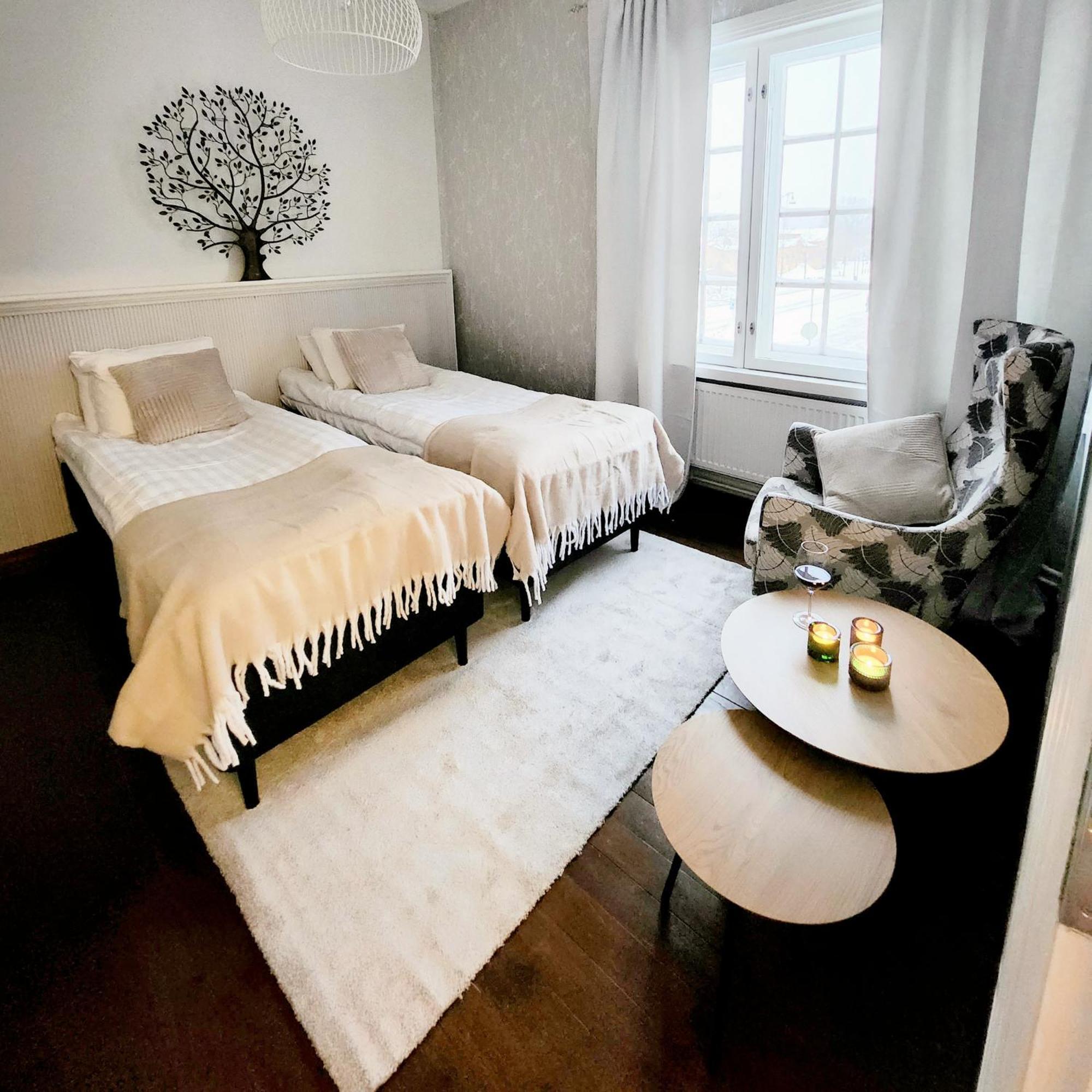 Harmooni Suites ยิวาสคูลา ภายนอก รูปภาพ